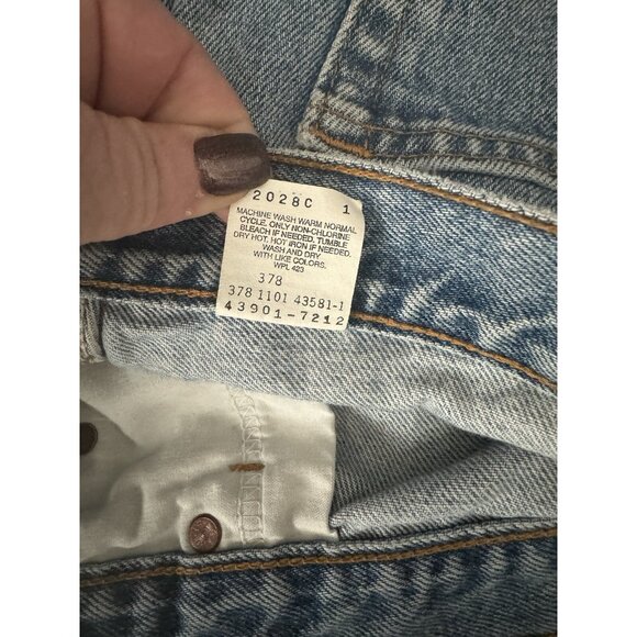 Levis Vintage Mens Straight Leg Relaxed Jeans 42X32 (act 41X32) - Picture 12 of 13